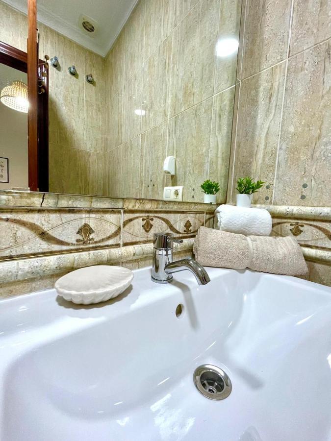 Gatu Villa Gadir, Preferente Mayores De 25 Anos Y Familias Cádiz Eksteriør billede